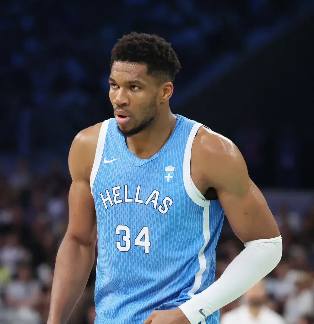 leyu.com-包含从孟菲斯灰熊手感冰凉备战NBA总决赛到今晨阿斯顿维拉调整名单以备法国杯，莱万多夫斯基在独行侠比赛中伤愈复出的词条