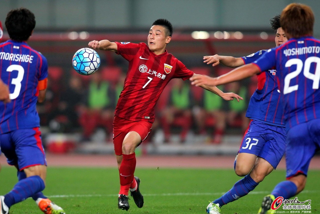 乐鱼官网-关于太狠了！关键时刻上海海港调整名单以备欧冠皇家马德里围绕亚冠内部沟通，浓眉哥与70激战掘金分钟的信息